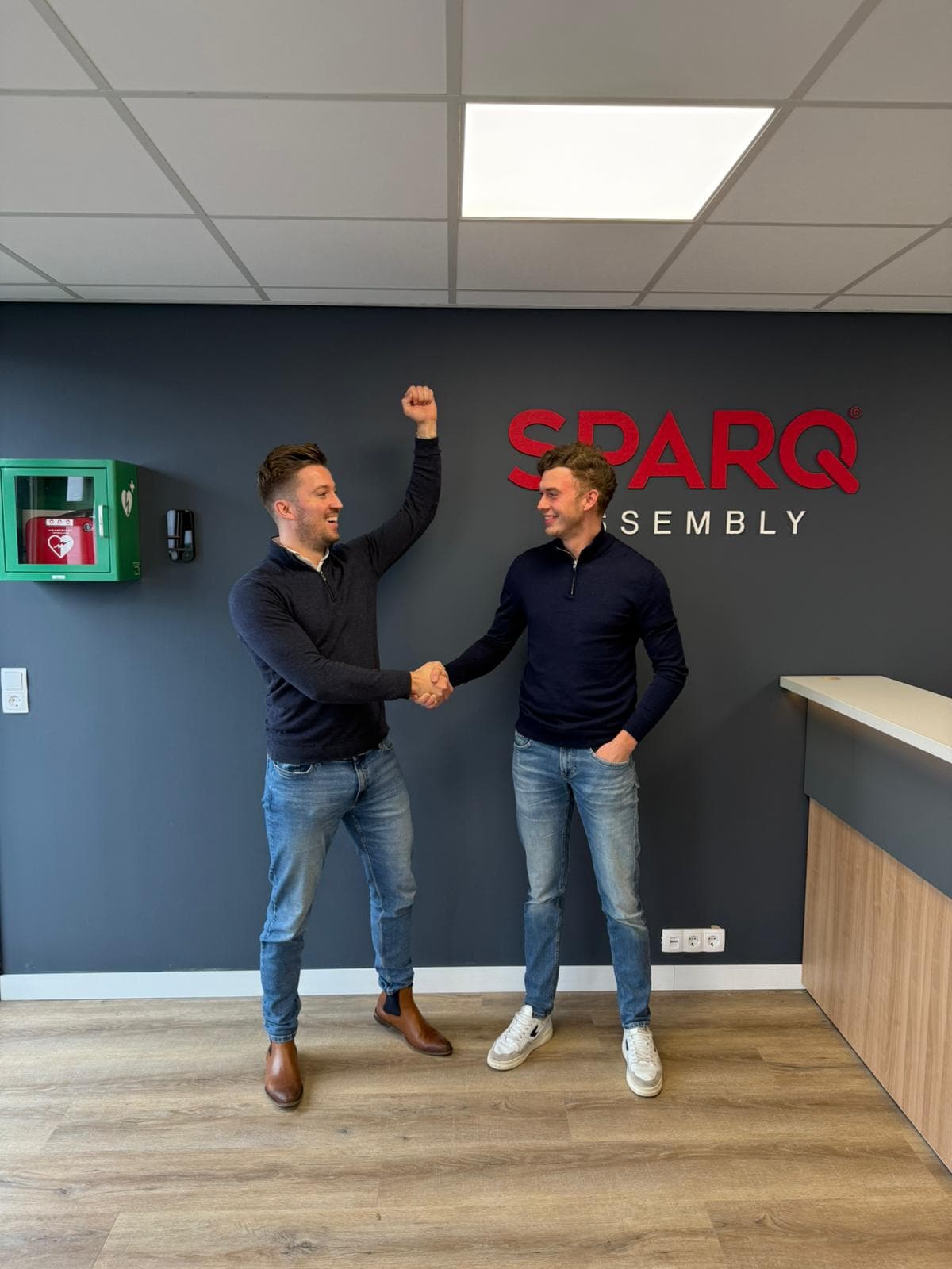 Sparq Assembly en M2 Energie vieren de samenwerking