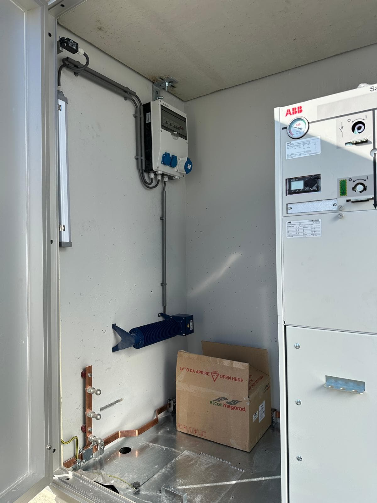 Inkoopstation en middenspanningsinfrastructuur